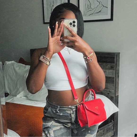 Profile Picture of Jordan Thomas (@jordanno2) on Poshmark