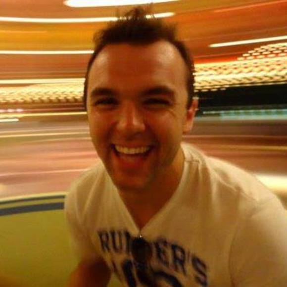 Profile Picture of Robert Sobbe (@eriksobbe) on Poshmark