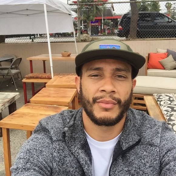 Profile Picture of Gavin Barrett (@gavstyle) on Poshmark