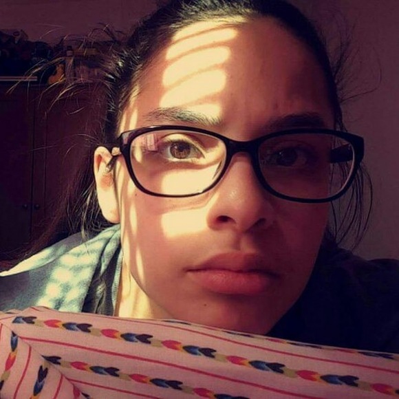 Profile Picture of Lisette Mercado (@lisette_mercado) on Poshmark