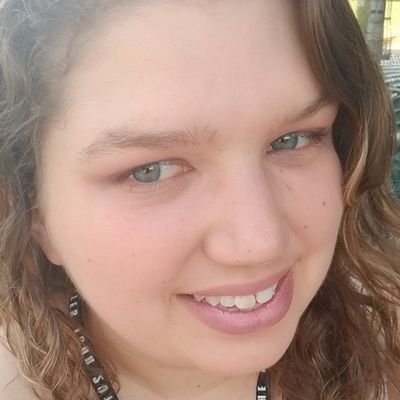 Profile Picture of Cecelia Campbell (@SmartySpartyCC) on Twitter