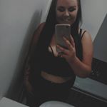 Profile Picture of Michaela (@michaela.ann96) on Instagram