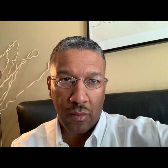 Clarence Parks - Poshmark Profile Picture of Clarence Parks (@clarencejparks) on Poshmark