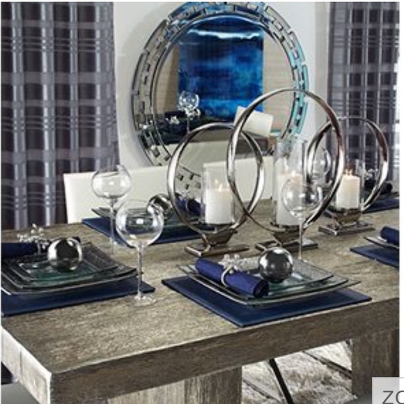 Profile Picture of Carolina Rumley (@carorumley) on Poshmark