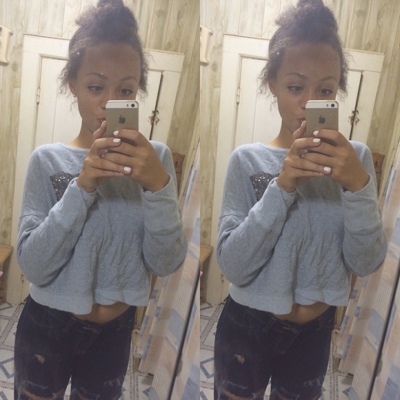 Profile Picture of Jasmine Bates (@jazz1599) on Poshmark