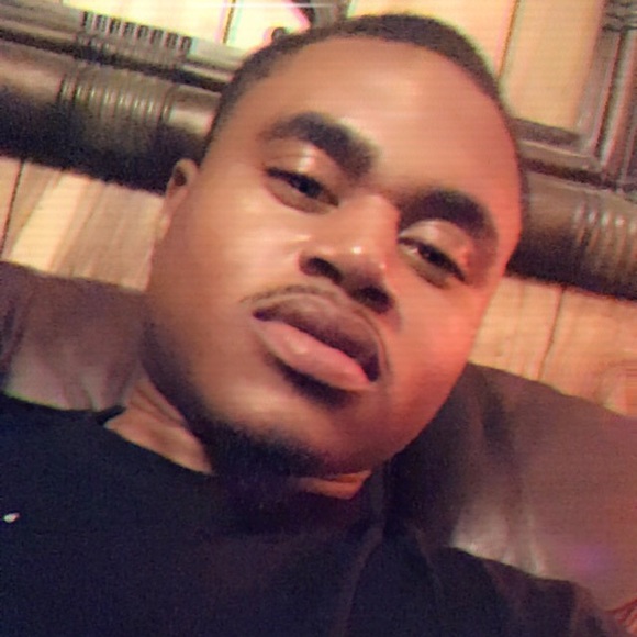 Profile Picture of Johnny Benard (@tyrone667) on Poshmark