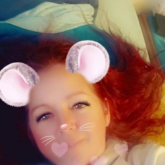 Profile Picture of Kimberly Delano-mattison (@kymmer1974) on Poshmark