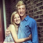 Profile Picture of Allison Beaty (@allisons_clothingsale) on Instagram