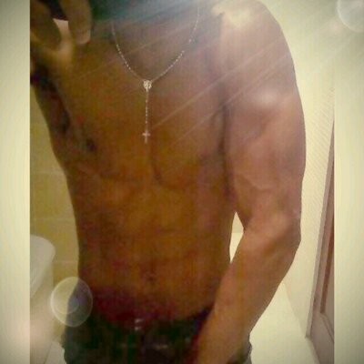 Profile Picture of Dominic Halbert (@MalaMadree) on Twitter