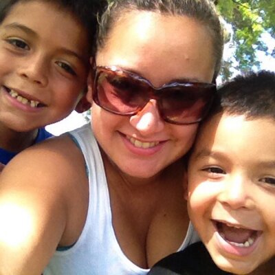 Profile Picture of Lorena Meda-Albarran (@lorifreakenmeda) on Twitter