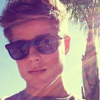 Profile Picture of MasonDye_ (@MasonDye_Bby) on Twitter