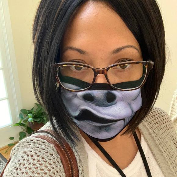 Profile Picture of Mika Kaneko (@meex83) on Poshmark