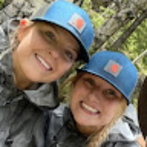 Gracelyn Nitzel - Poshmark Profile Picture of Gracelyn Nitzel (@nitzelgoob) on Poshmark