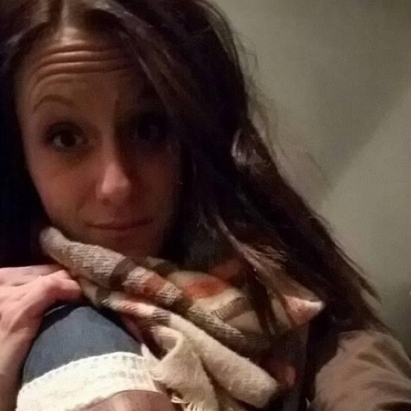 Profile Picture of Nikki Potts (@nikpotts) on Poshmark