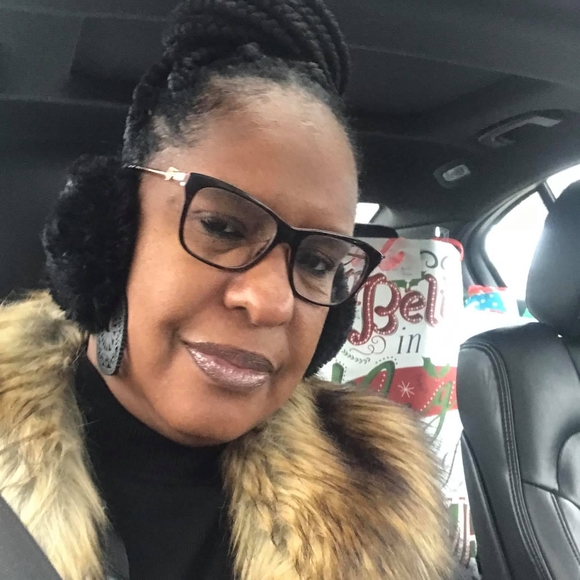 Profile Picture of Jacquelyn Clark (@jdc5560) on Poshmark