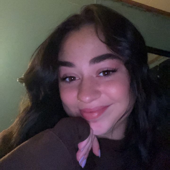 Profile Picture of Haley (@haleydes) on Tiktok