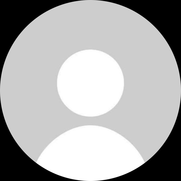 Profile Picture of Adrian Higgs (@myiasim823) on Poshmark