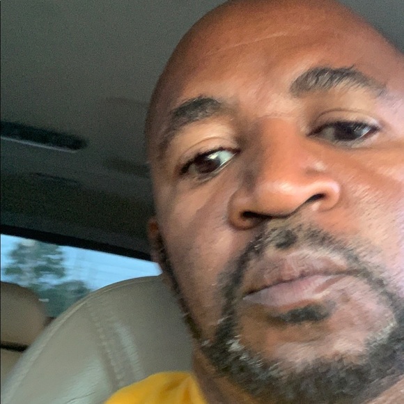 Profile Picture of Kevin Hill (@khill1178) on Poshmark