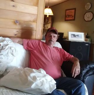 Profile Picture of Carl Bennefield (@carl.bennefield.3) on Facebook