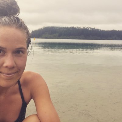 Profile Picture of Julia Erena Coates (@JuliaErena) on Twitter