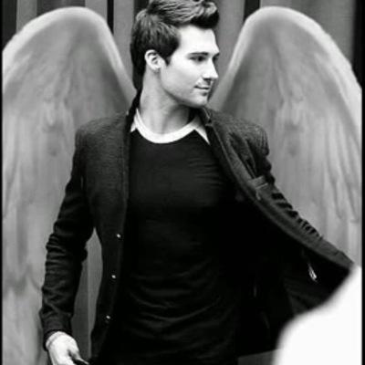 Profile Picture of JamesIsMyIdol (@JamesMMyIdol247) on Twitter