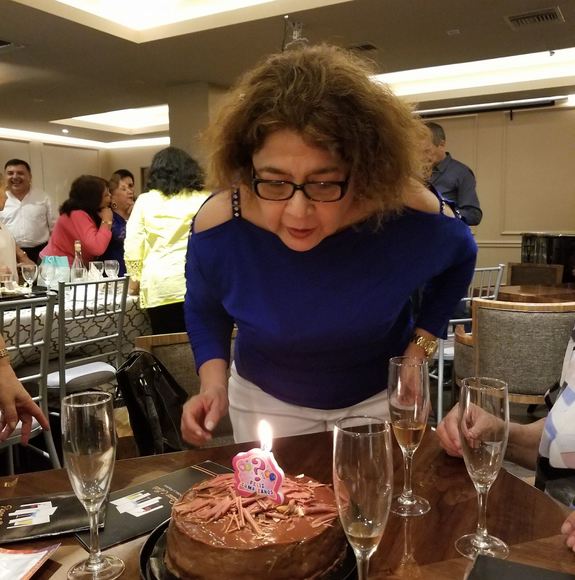 Profile Picture of Mary Heacox (@maryheacox) on Poshmark