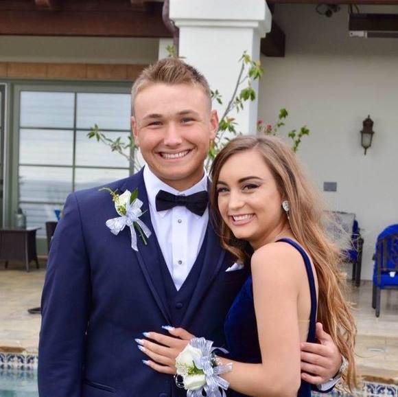 Profile Picture of Alice Felix (@alicemichelle) on Poshmark