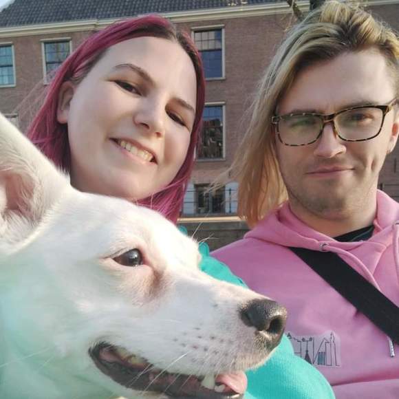 Profile Picture of Molly Candon (@mollycandon) on Poshmark