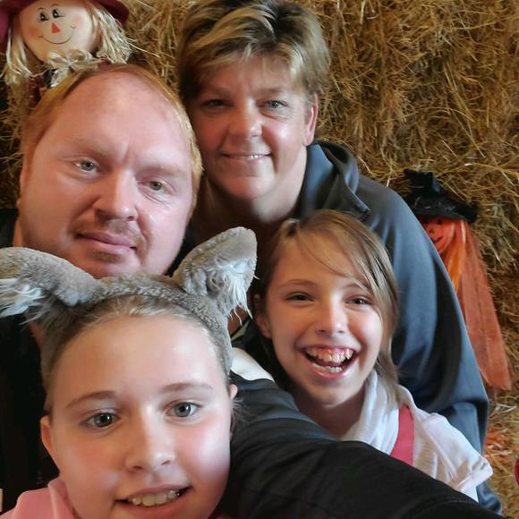 Profile Picture of Jodie Valentine (@jodievalentine) on Poshmark