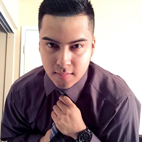 Profile Picture of Daniel Espiritu (@espiritu92) on Poshmark