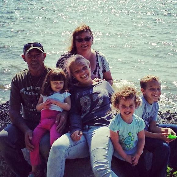 Profile Picture of Brenda Ceffalia (@brenda8802) on Poshmark