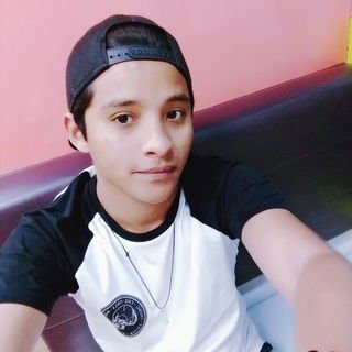 Profile Picture of Daniel Jesus Alcocer (@DanielAcoustic) on Twitter