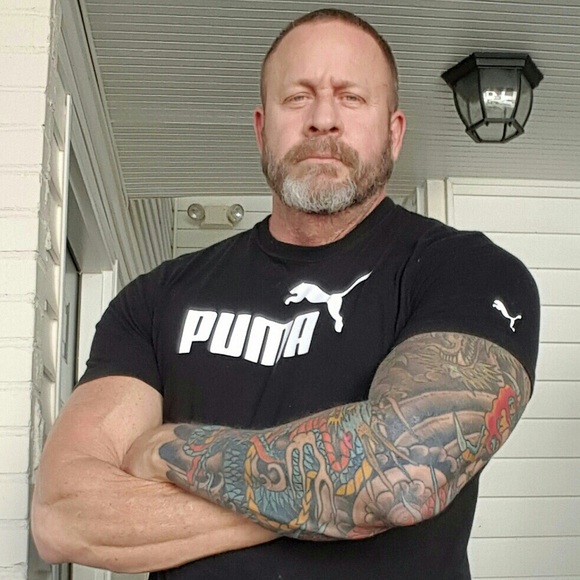 Profile Picture of Michael Burchfield (@china2chainsaws) on Poshmark