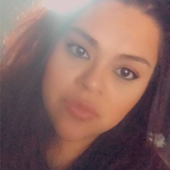 Profile Picture of Gina Mendez (@gmendez1115) on Poshmark