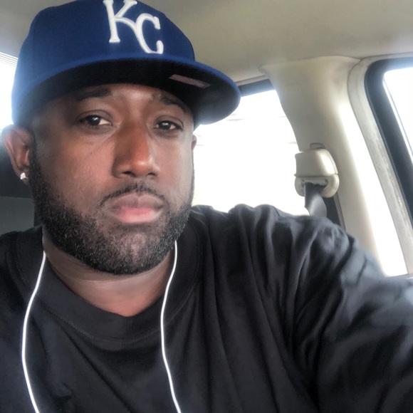Profile Picture of Kareem Stewart (@kstewart34) on Poshmark