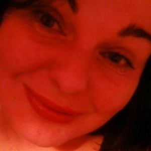 Profile Picture of Hazel Humphreys (@wivenhoefunnyfarm) on Myspace