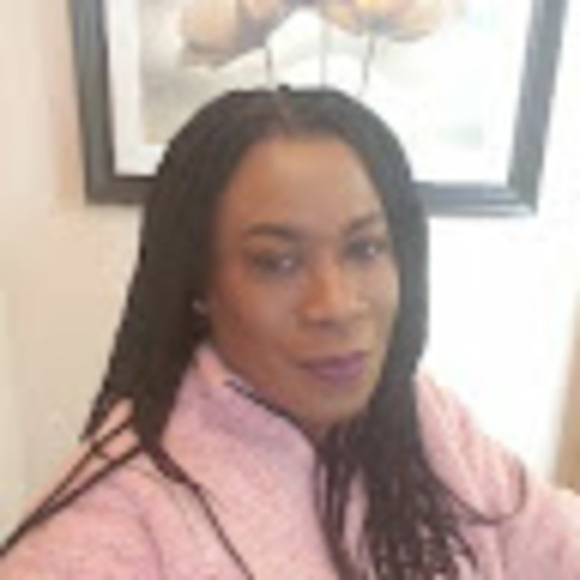 Profile Picture of Bisi Oduwaiye (@boduwaiye) on Poshmark