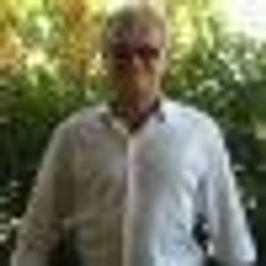 Profile Picture of Simone Dina (@385931501) on Myspace