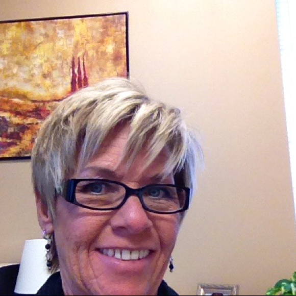Profile Picture of Shirley Kelley (@shirleydkelley) on Poshmark