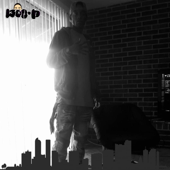 Profile Picture of Jarone Liggans (@jaronel) on Poshmark