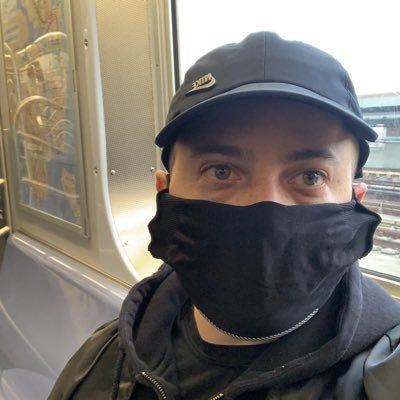 Profile Picture of Daniel “Wear A Mask” Abramson (@danielabramson) on Twitter