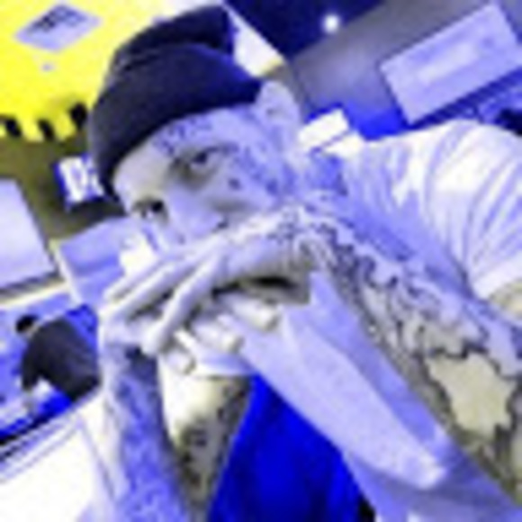 Profile Picture of Christopher Meyers (@ytgthree) on Poshmark