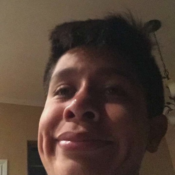 Profile Picture of Grayson Roberts (@graysonr756) on Poshmark