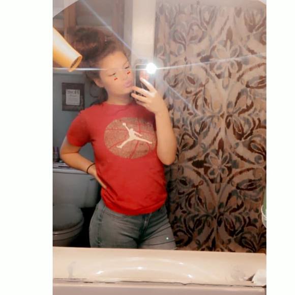 Profile Picture of Jamine Jo (@jasminejo52203) on Poshmark