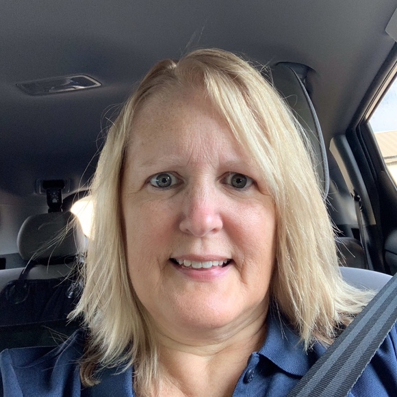 Profile Picture of Brenda Carhart (@brenda_carhart) on Poshmark