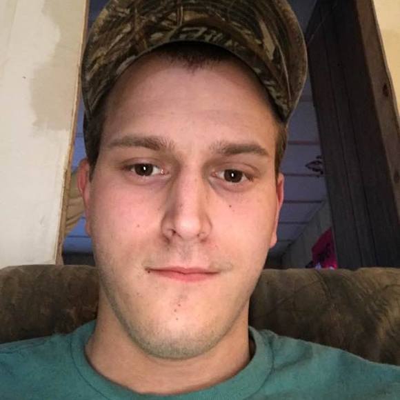 Profile Picture of Jacob Kinyon (@jacobkinyon) on Poshmark