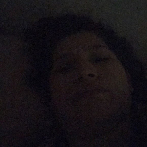 Profile Picture of Lucia Guardado (@luciag624) on Poshmark