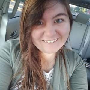 Profile Picture of Jillian Claire (@TakeHeedAndRead) on Twitter