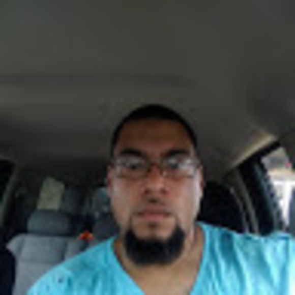 Profile Picture of Roy fernandoas Ellis jr. (@rfe12301977) on Poshmark