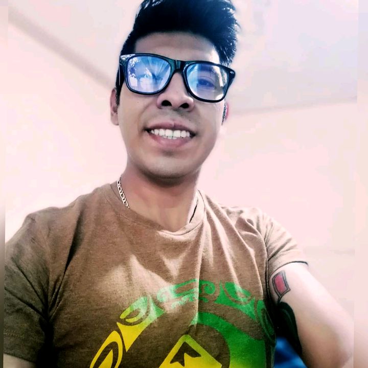 Profile Picture of R Ramirez (@denissearucardram) on Tiktok